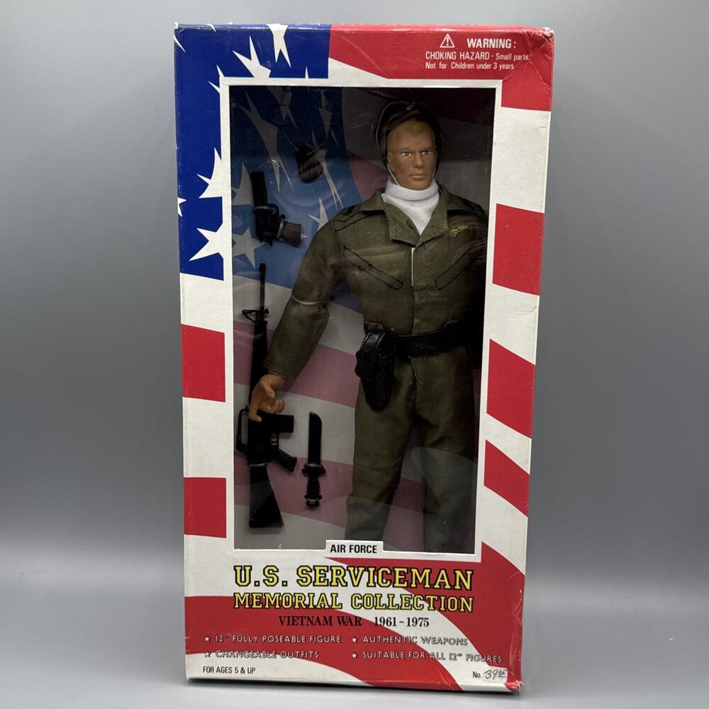 US Serviceman Memorial Collection Air Force Vietnam War 1961-1975 See Pictures